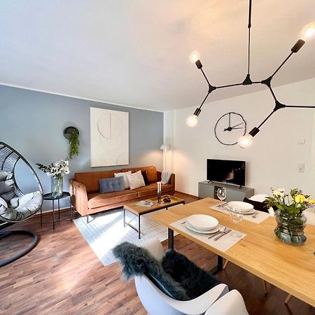 Sabe Apartment: Balcony + Free Parking + Netflix วุปปาทัล ภายนอก รูปภาพ