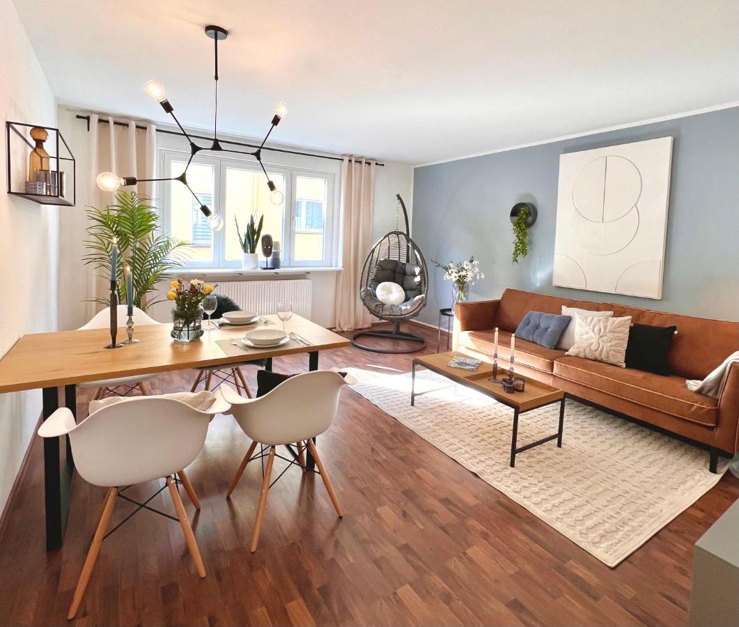 Sabe Apartment: Balcony + Free Parking + Netflix วุปปาทัล ภายนอก รูปภาพ