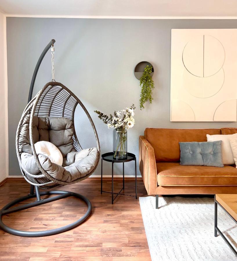 Sabe Apartment: Balcony + Free Parking + Netflix วุปปาทัล ภายนอก รูปภาพ