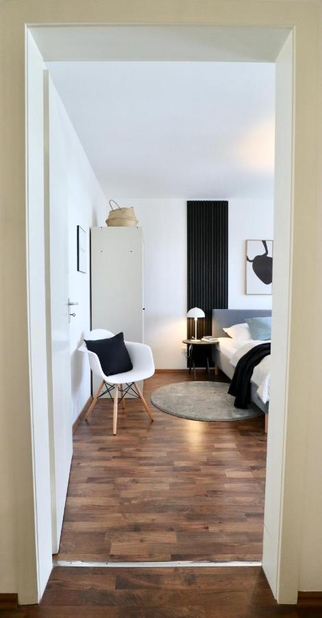 Sabe Apartment: Balcony + Free Parking + Netflix วุปปาทัล ภายนอก รูปภาพ