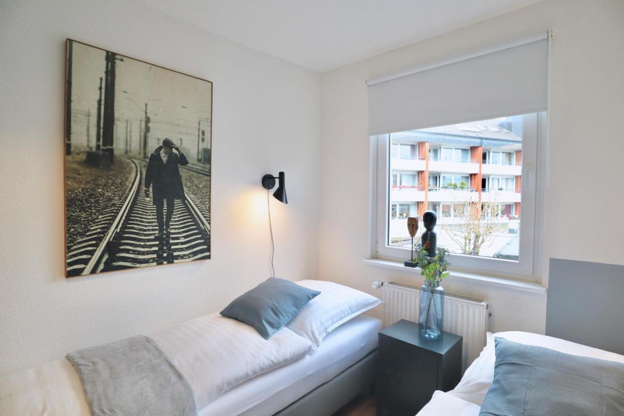 Sabe Apartment: Balcony + Free Parking + Netflix วุปปาทัล ภายนอก รูปภาพ