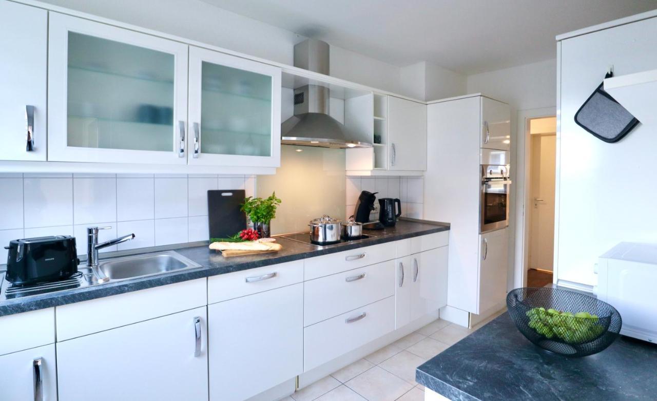 Sabe Apartment: Balcony + Free Parking + Netflix วุปปาทัล ภายนอก รูปภาพ