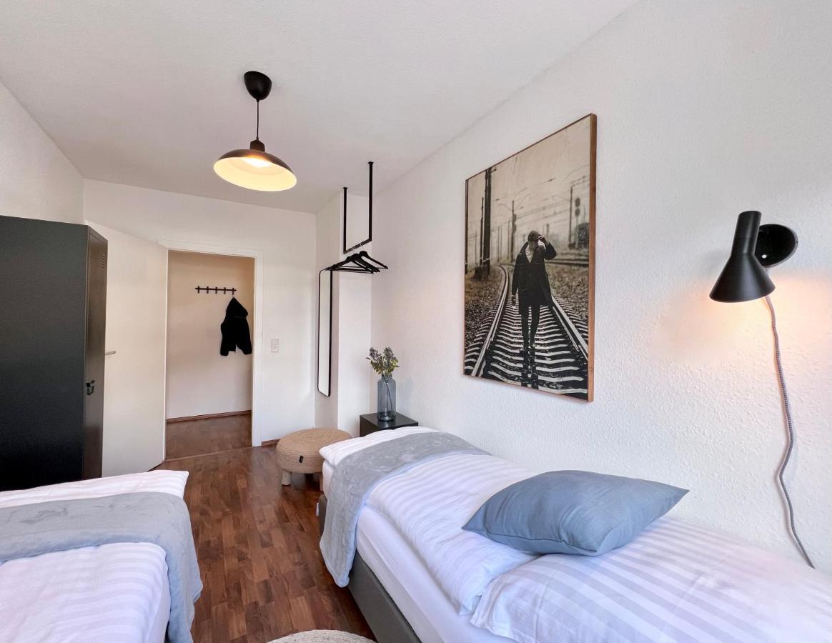 Sabe Apartment: Balcony + Free Parking + Netflix วุปปาทัล ภายนอก รูปภาพ